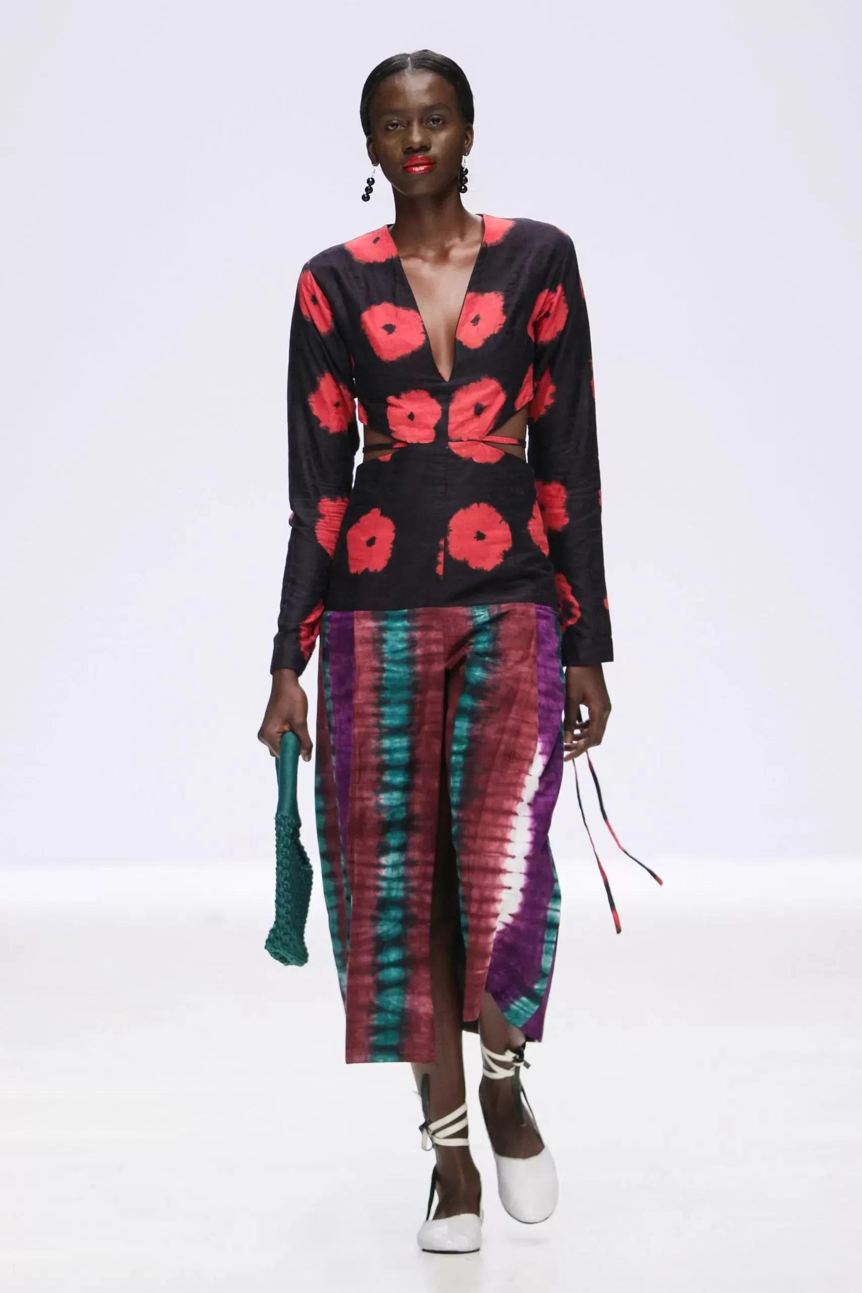 Abiola Olusola V-NECK LONG SLEEVES WITH BLACK COTTON LINING, MUREXA DRESS