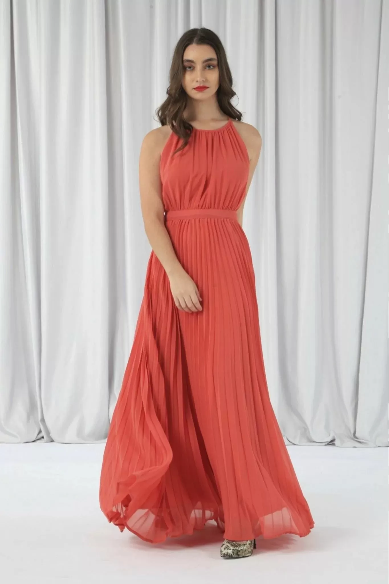 Double Second Red Sleeveless Pleated Dress