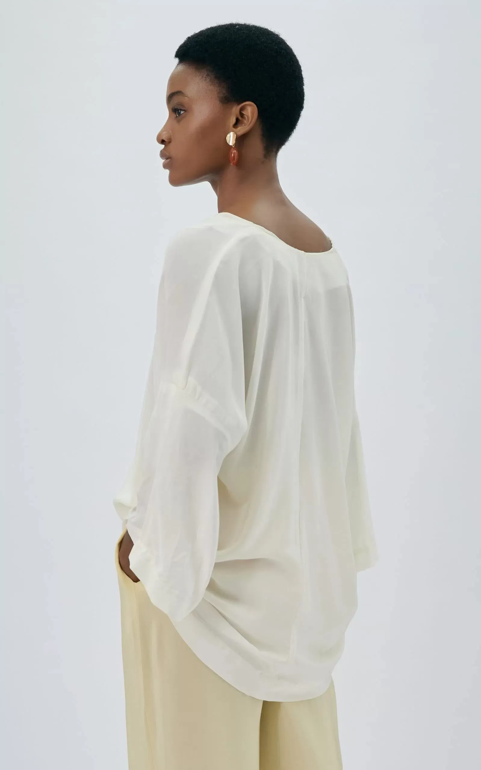 Kole Crepe Off-White Oversize Blouse