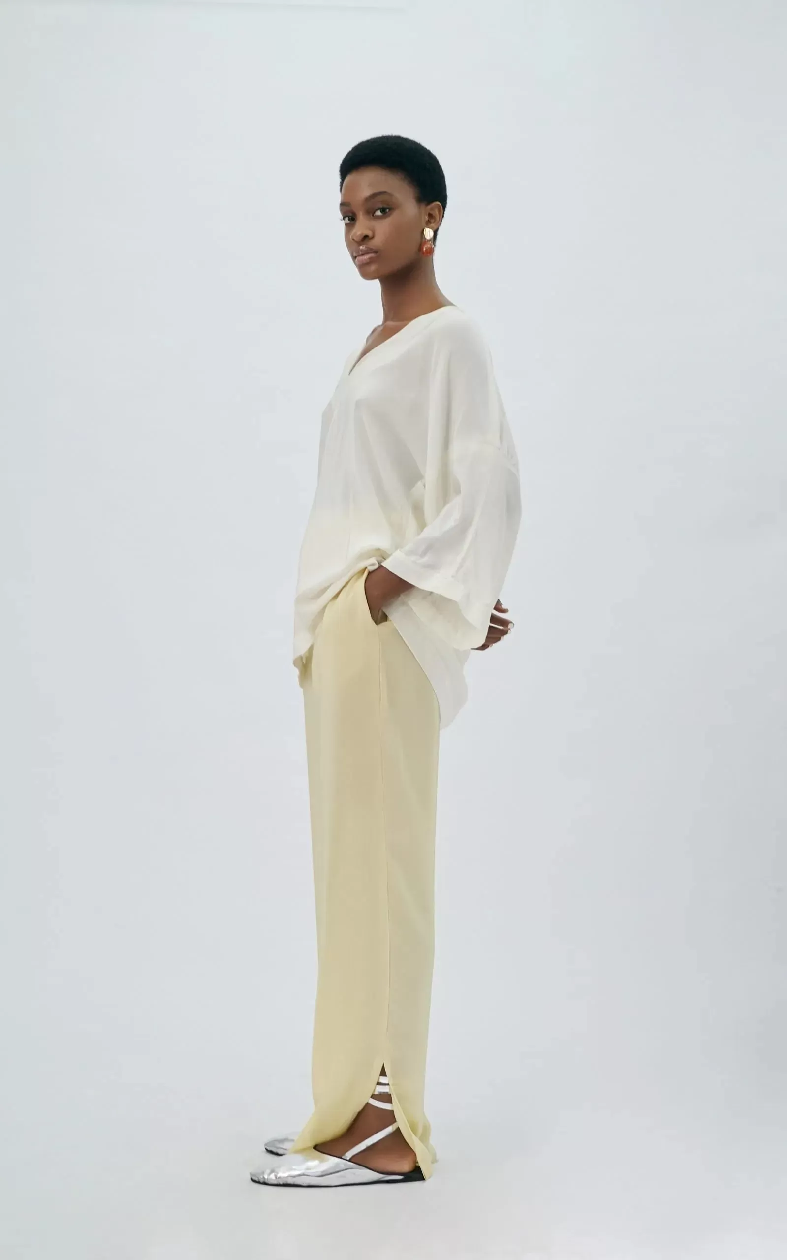 Kole Crepe Off-White Oversize Blouse