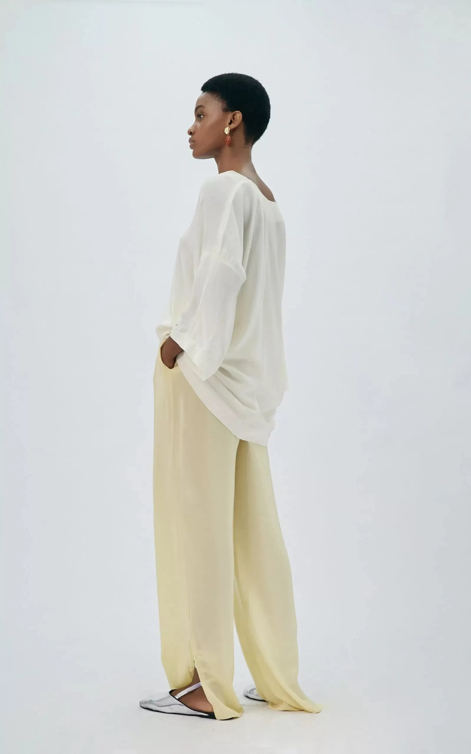 Kole Crepe Off-White Oversize Blouse