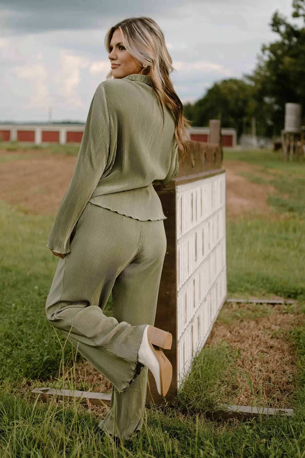 Olive Pleated Set Pants