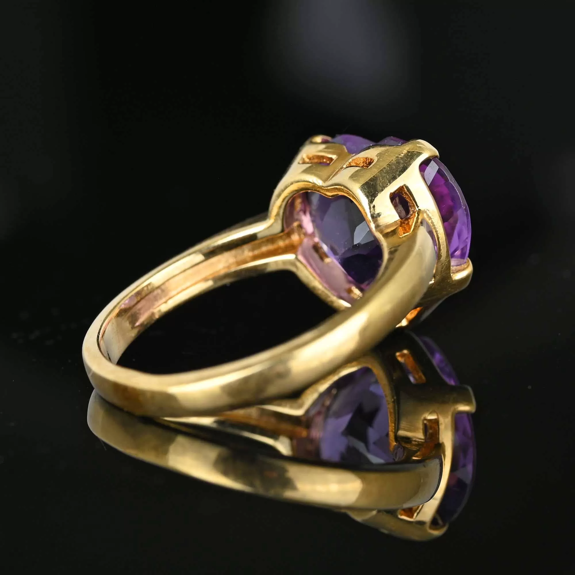 ON HOLD Vintage 14K Gold Amethyst Heart Ring