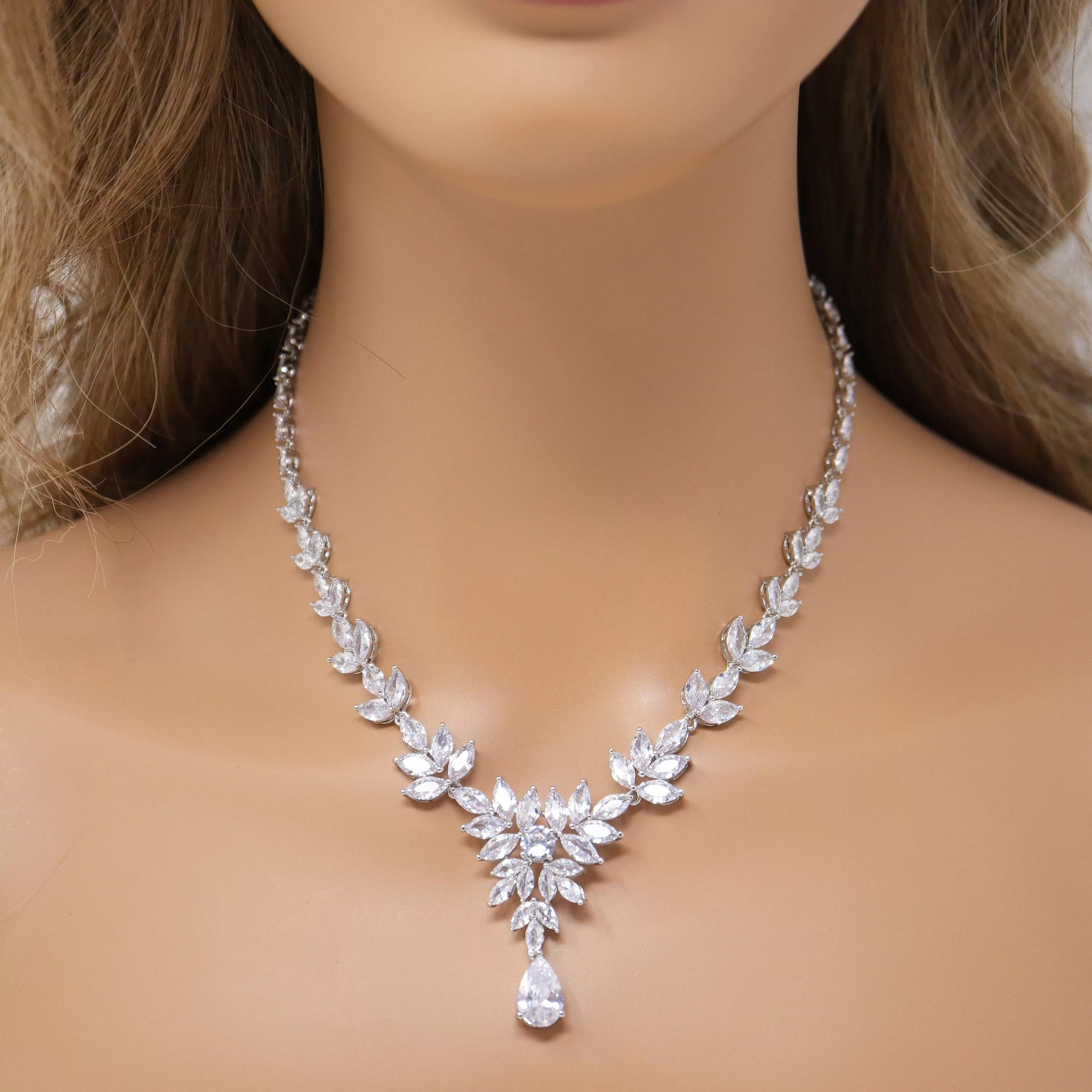 Swarovski Crystal Luxury Flower Drop Diamond/Crystal Necklace, Bridal Necklace Set, Bridal Jewelry, Statement Necklace